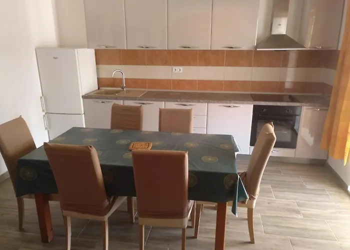 דירה With Parking Space Zavalatica, Korcula - 545 *