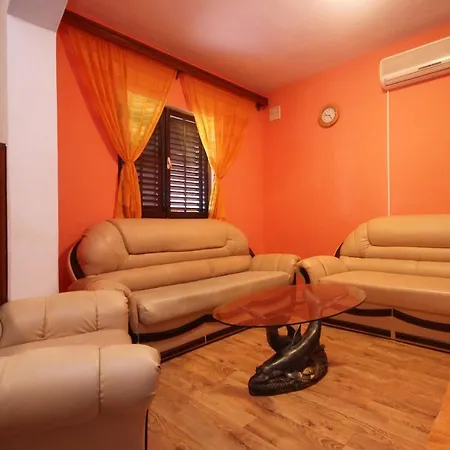 Apartments With Parking Space Zavalatica, Korcula - 545 Διαμέρισμα Zavalatica